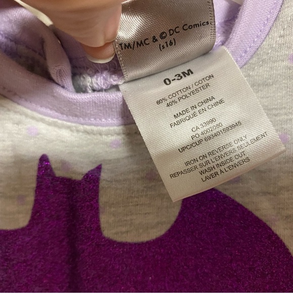 DC Comics Batman Romper, size 0-3 months - Picture 9 of 10